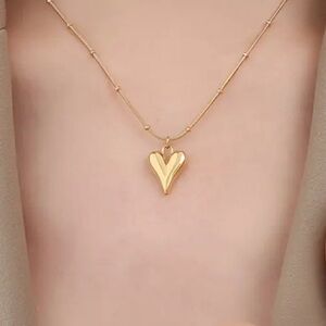 Gold Heart Pendant Necklace